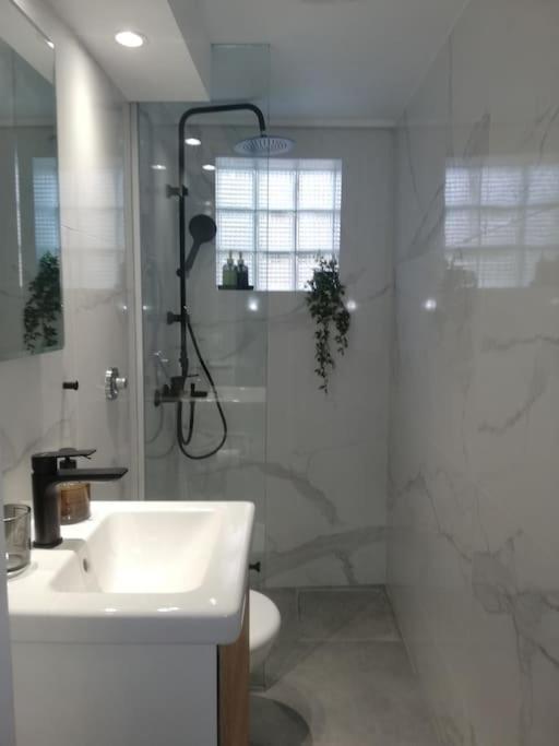 Brio Luxurious Urban Stay In Heraklio,Wifi,Αc 이라클리온 외부 사진